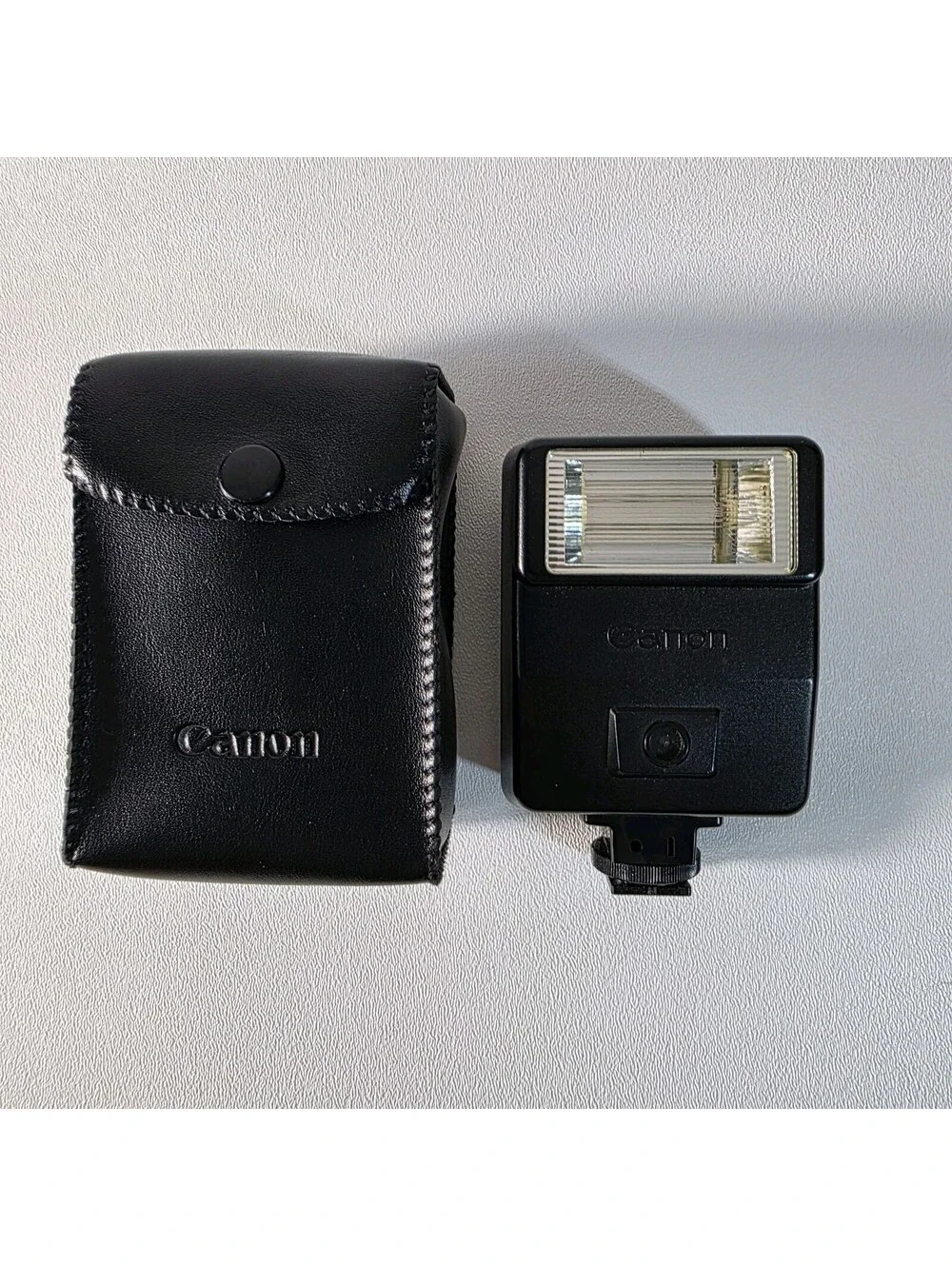 Canon Speedlite 155A Shoe Mount Strobe Flash for Film Camera Hot Shoe w/ Case